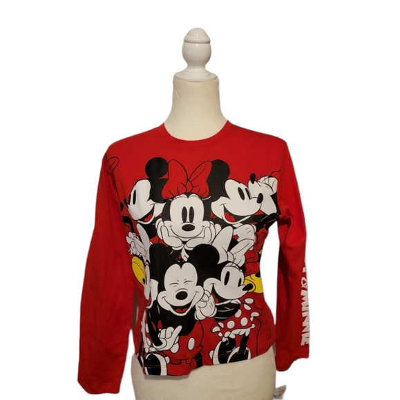 Disney Tops - Long sleeved Mickey Mouse Crop top tshirt